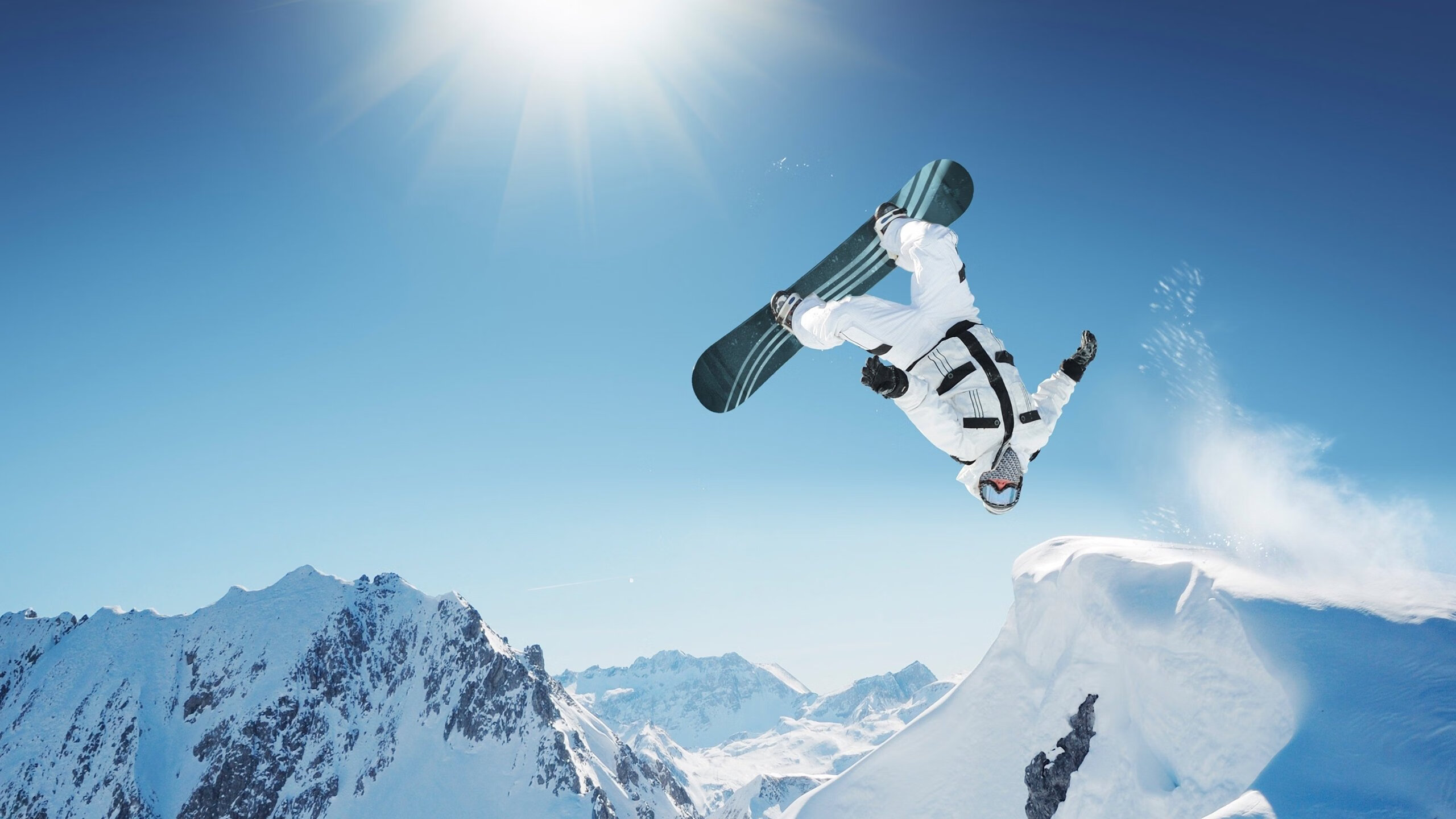 百米飞人巅峰对决，新星崛起与传奇延续的震撼之夜