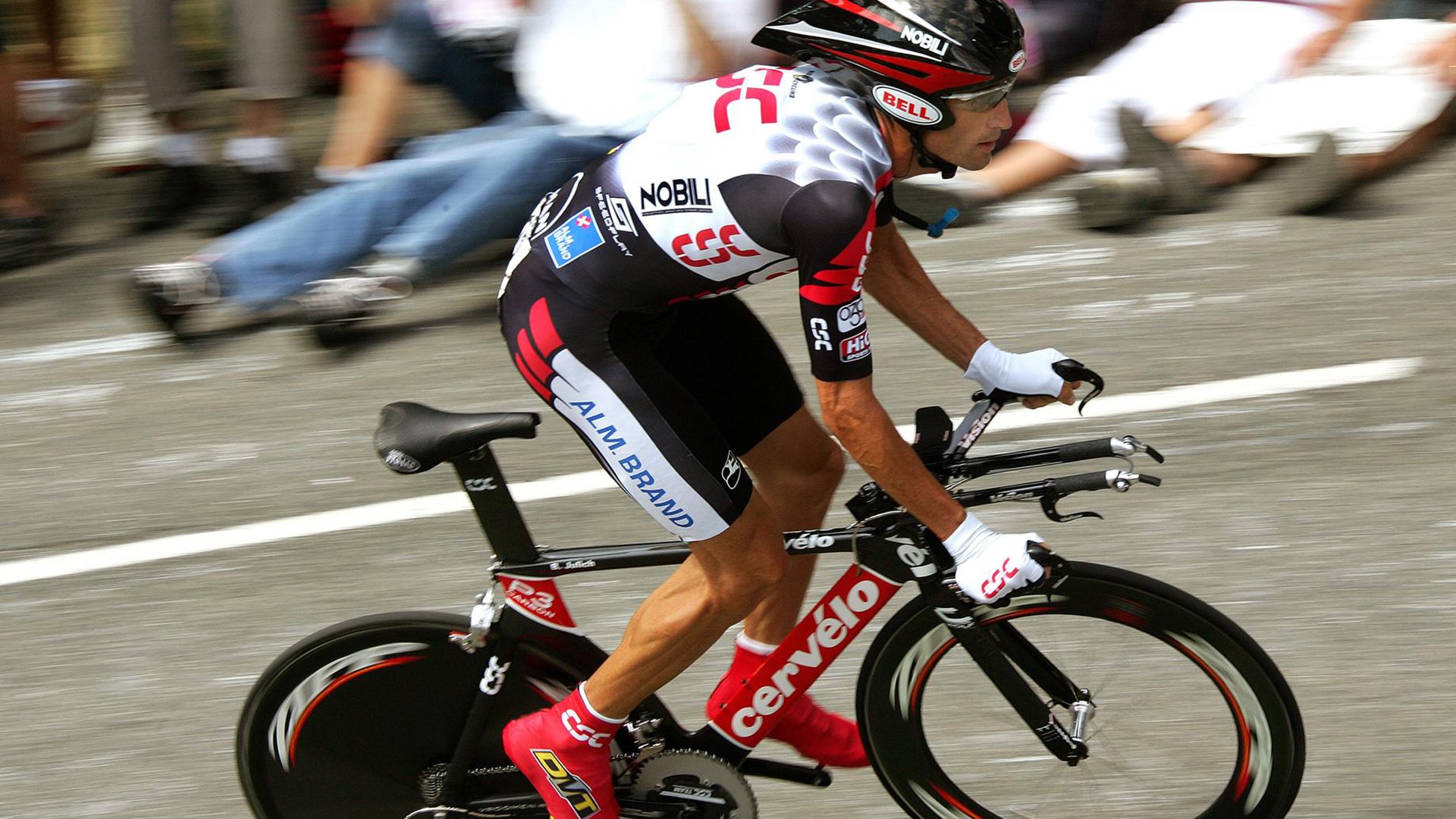 纳达尔鏖战五盘险胜德约科维奇,第15次挺进法网四强